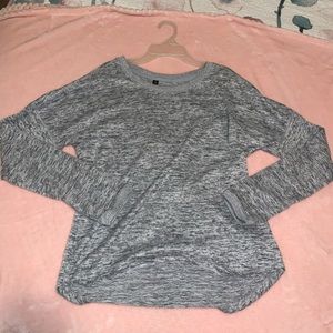 GRAY SWEATER